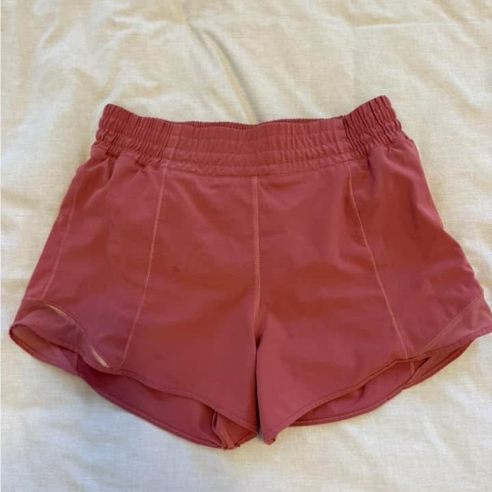 Lululemon Hotty Hot High-Rise Lined Short 4"